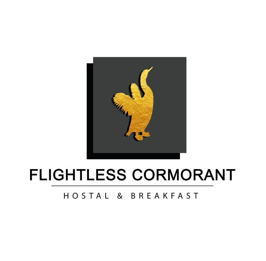 Отель Flightless Cormorant Пуэрто-Айора Экстерьер фото